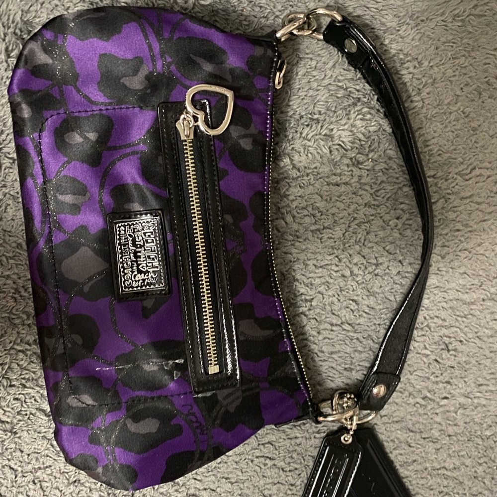 Authentic Coach crossbody/handbag EUC